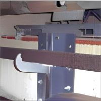 truck restraint captures icc bar